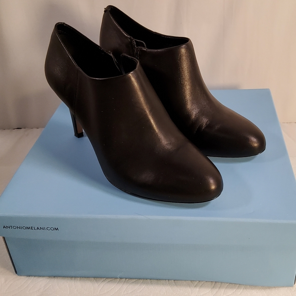 Antonio melani brown covered heels 7.5M